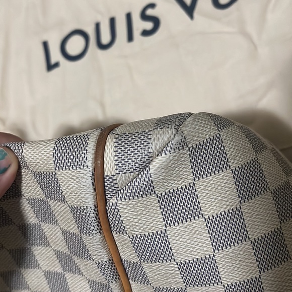 SOLD Louis Vuitton Totally MM Damier Azur - Picture 9 of 17